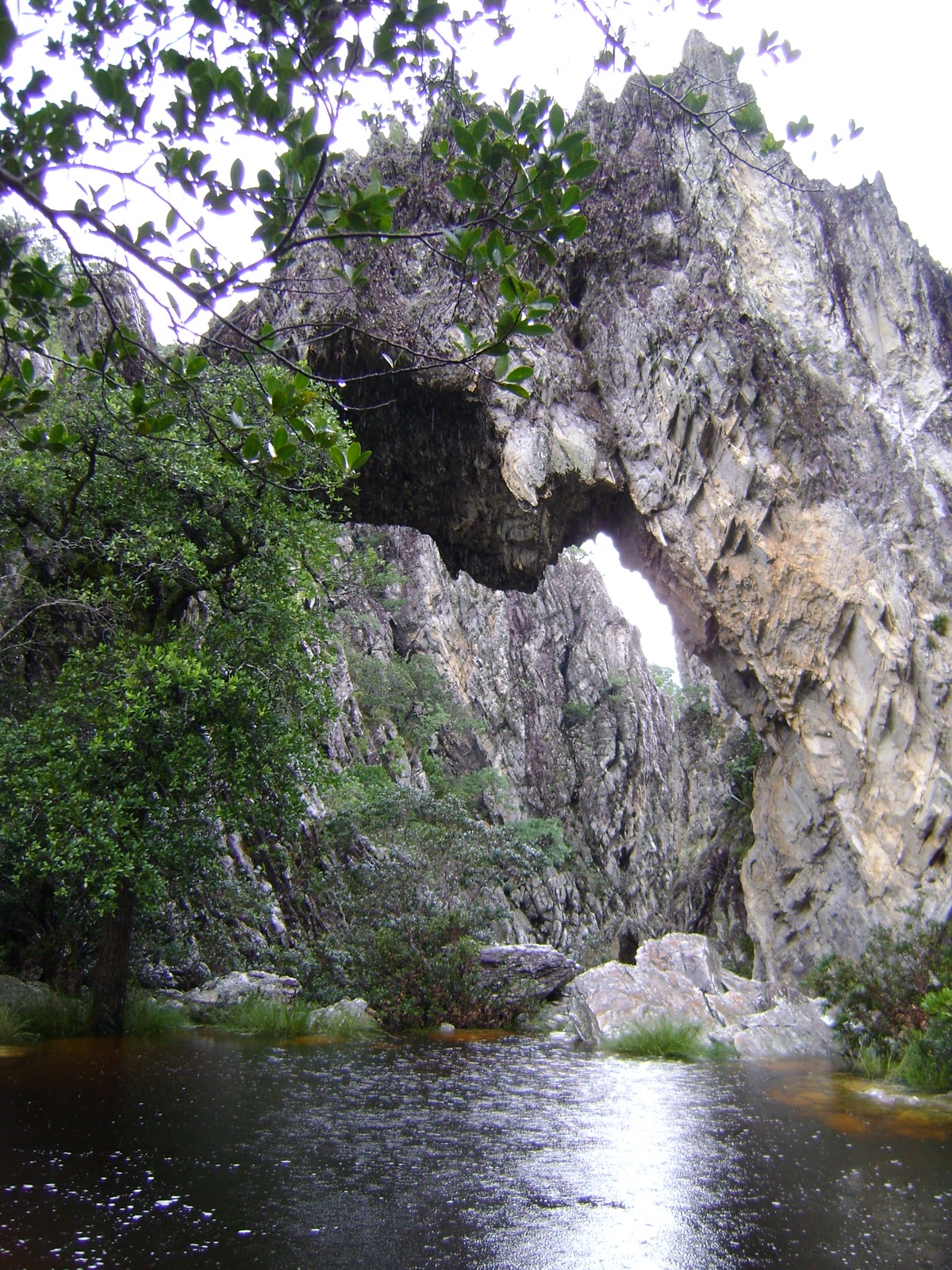 Cachoeira Ponte de Pedra